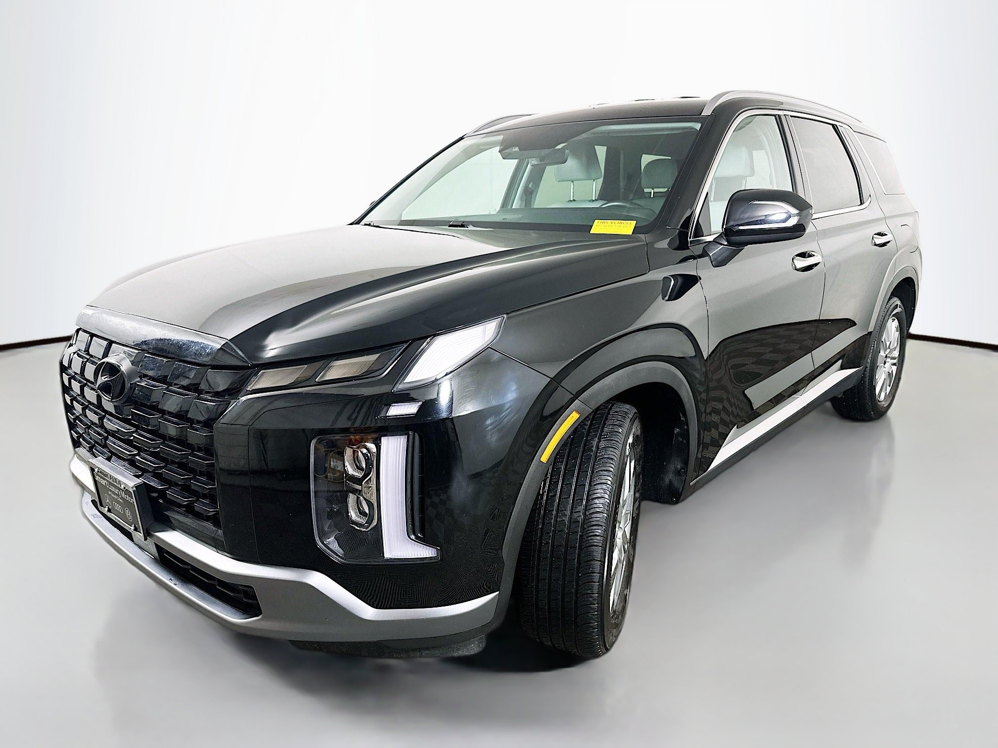 Used 2025 Hyundai Palisade SEL FWD image 3