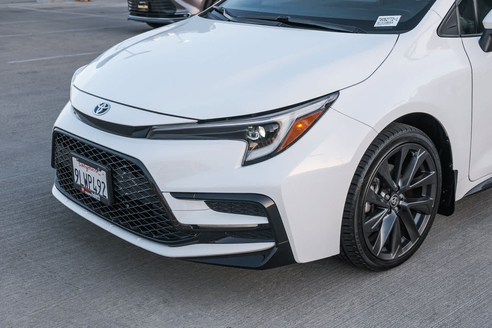 Certified 2024 Toyota Corolla SE w/ SE Package FWD image 11