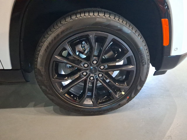 New 2026 Jeep Grand Wagoneer Summit AWD/4WD image 7