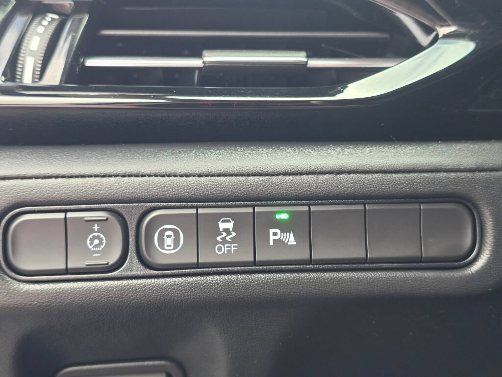 Used 2023 Acura MDX w/ Technology Package AWD/4WD image 28