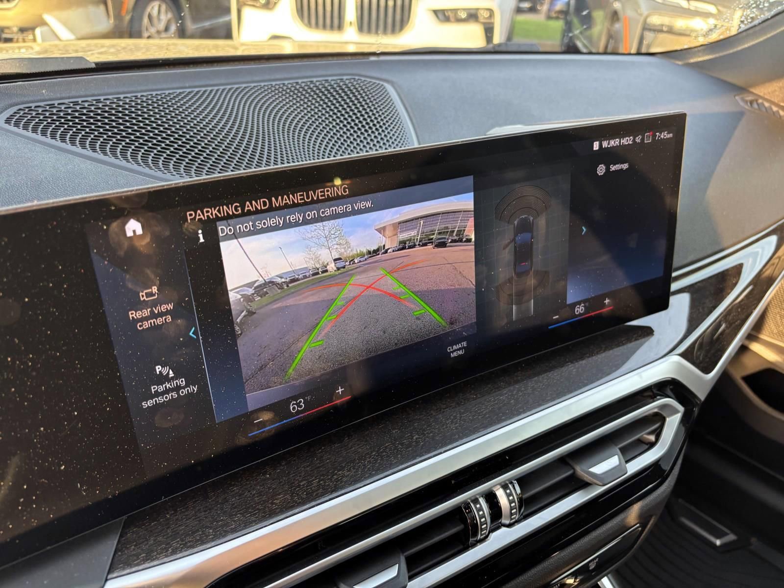 Used 2023 BMW 330i xDrive Sedan w/ Premium Package AWD/4WD image 20