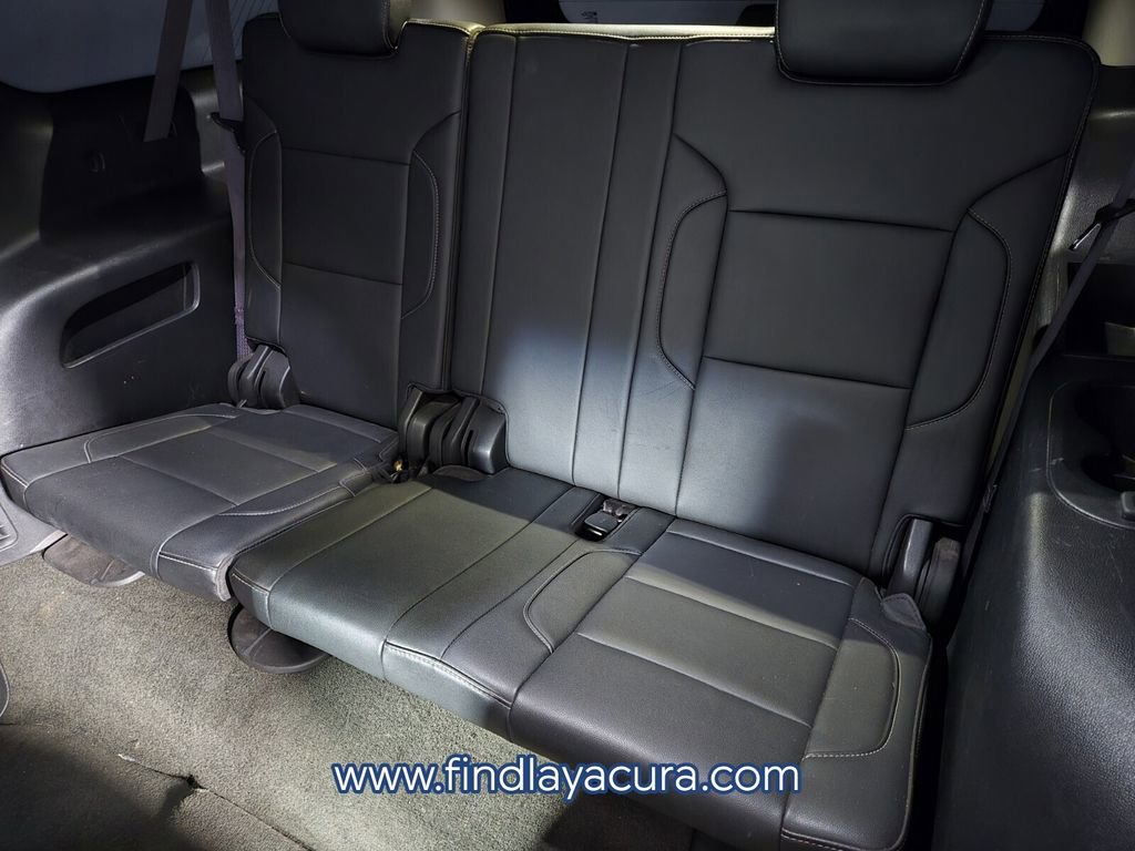 Used 2017 Chevrolet Suburban LT image 15
