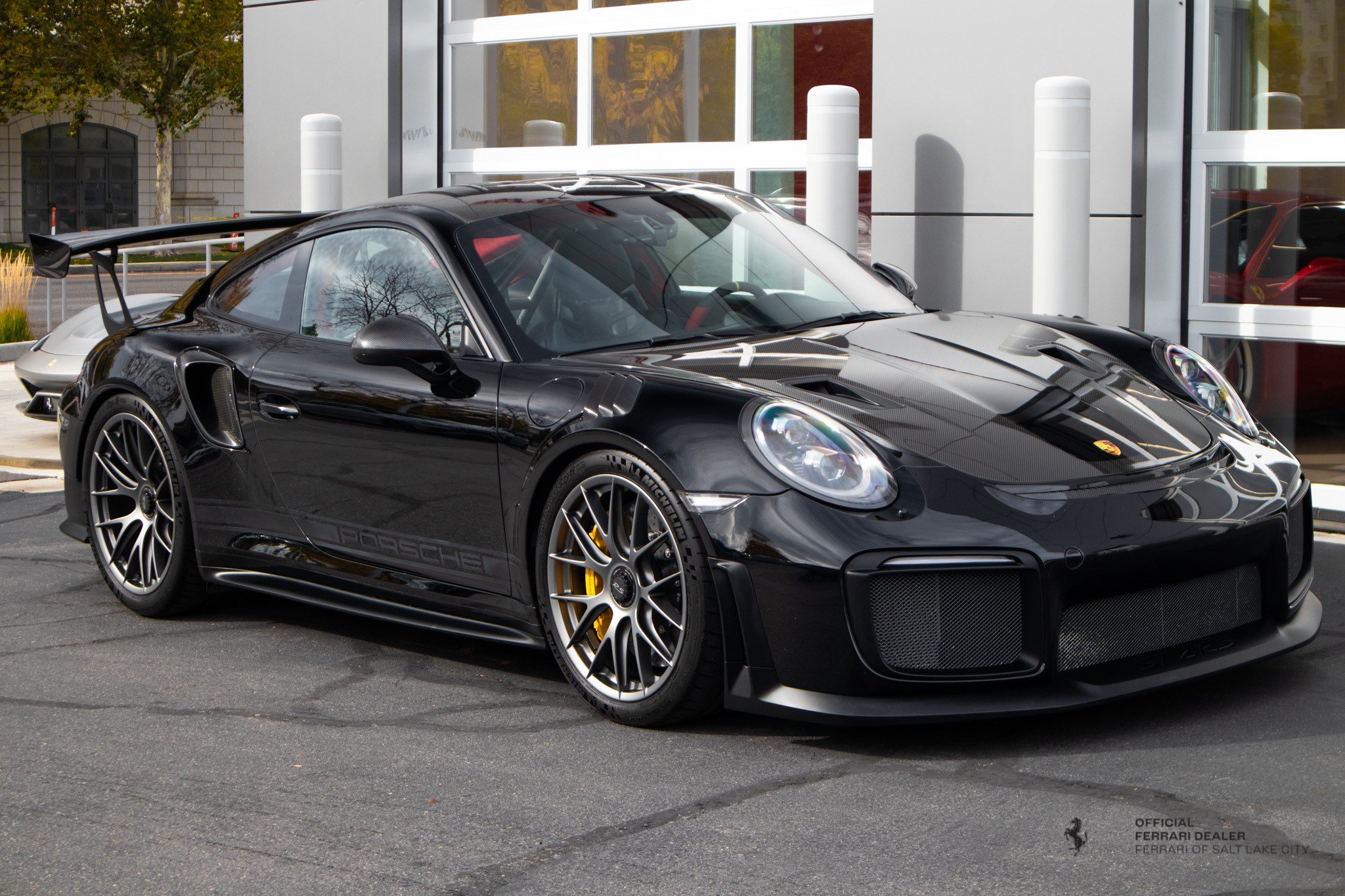 Used 2018 Porsche 911 GT2 RS RWD image 9