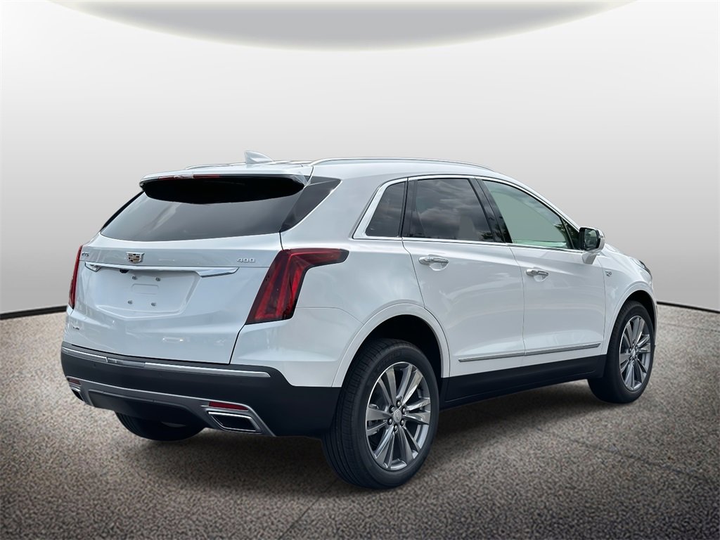 New 2025 Cadillac XT5 Premium Luxury image 2