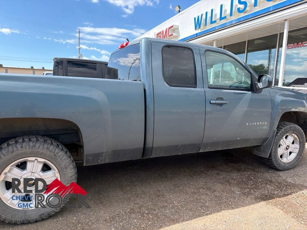 Used 2011 Chevrolet Silverado 1500 LTZ w/ LTZ Plus Package AWD/4WD image 14