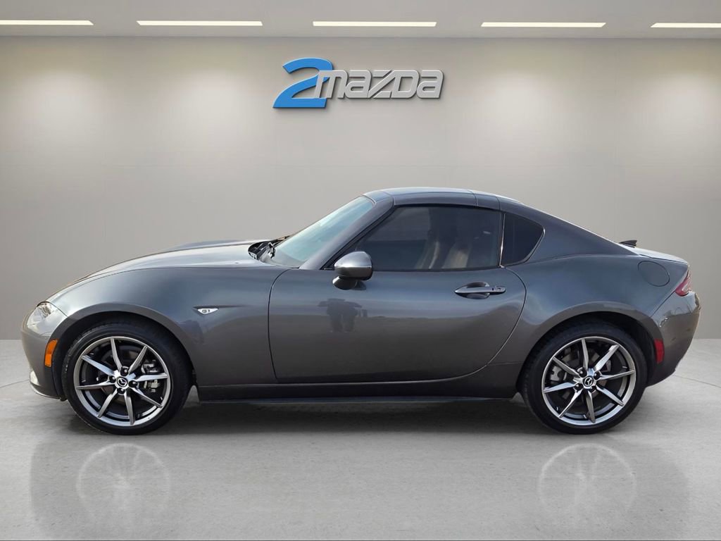 Used 2022 MAZDA MX-5 Miata RF Grand Touring image 2