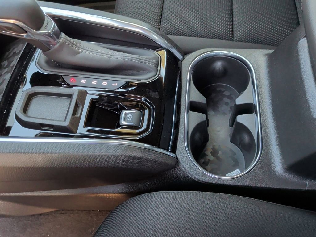 New 2026 GMC Canyon Elevation w/ Convenience Package image 31