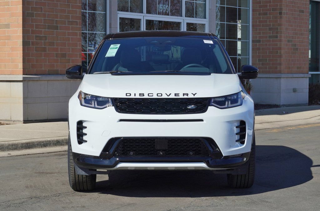 Certified 2026 Land Rover Discovery Sport Landmark AWD/4WD image 4