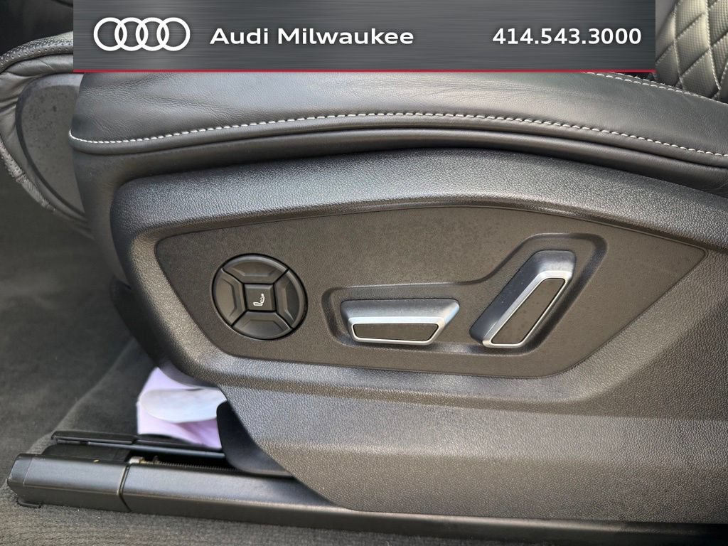 Used 2024 Audi SQ8 Prestige AWD/4WD image 24