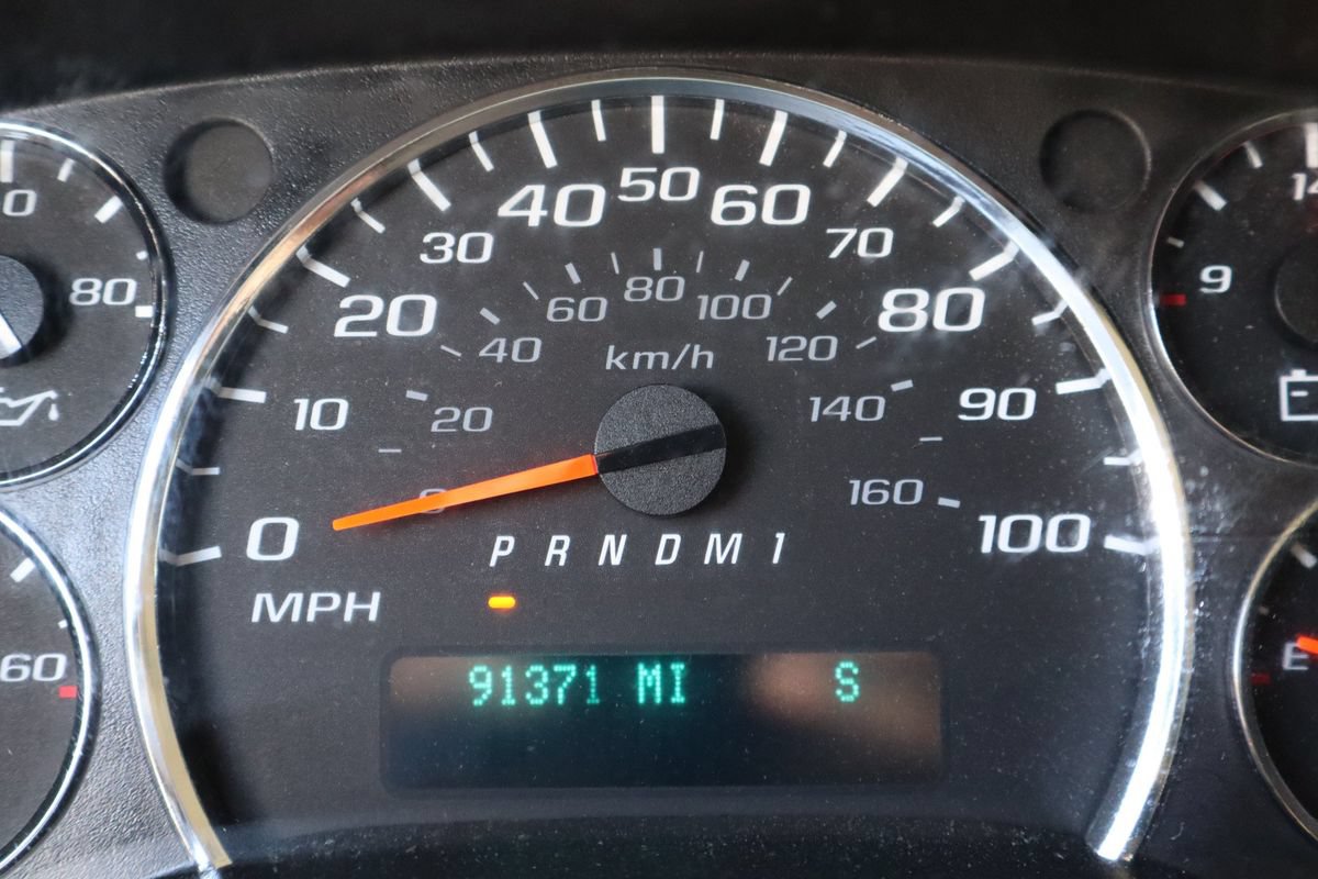 Used 2017 Chevrolet Express 3500 LT w/ LT Preferred Equipment Group RWD image 42