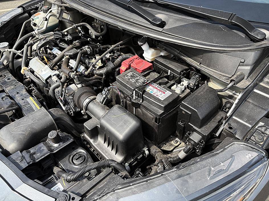 Used 2025 Nissan Versa S FWD image 24