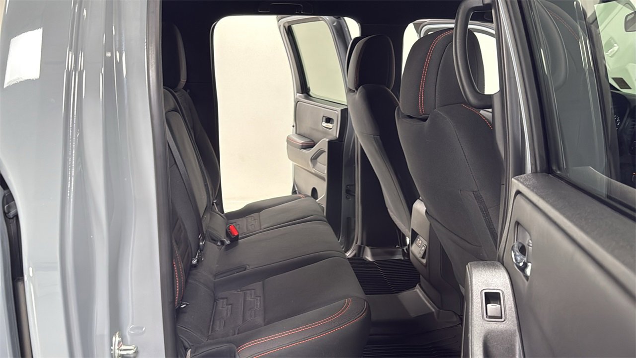 Used 2023 Nissan Frontier Pro-X w/ Pro Convenience Package image 17