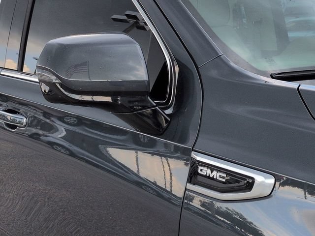 Used 2021 GMC Yukon Denali w/ Denali Ultimate Package RWD image 12