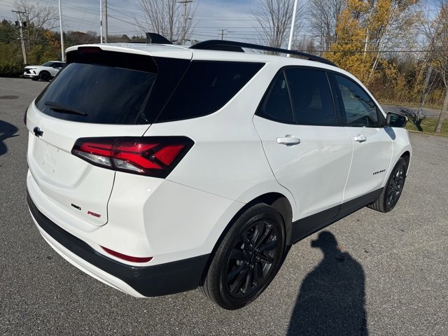 Used 2022 Chevrolet Equinox RS w/ LPO, Floor Liner Package image 6