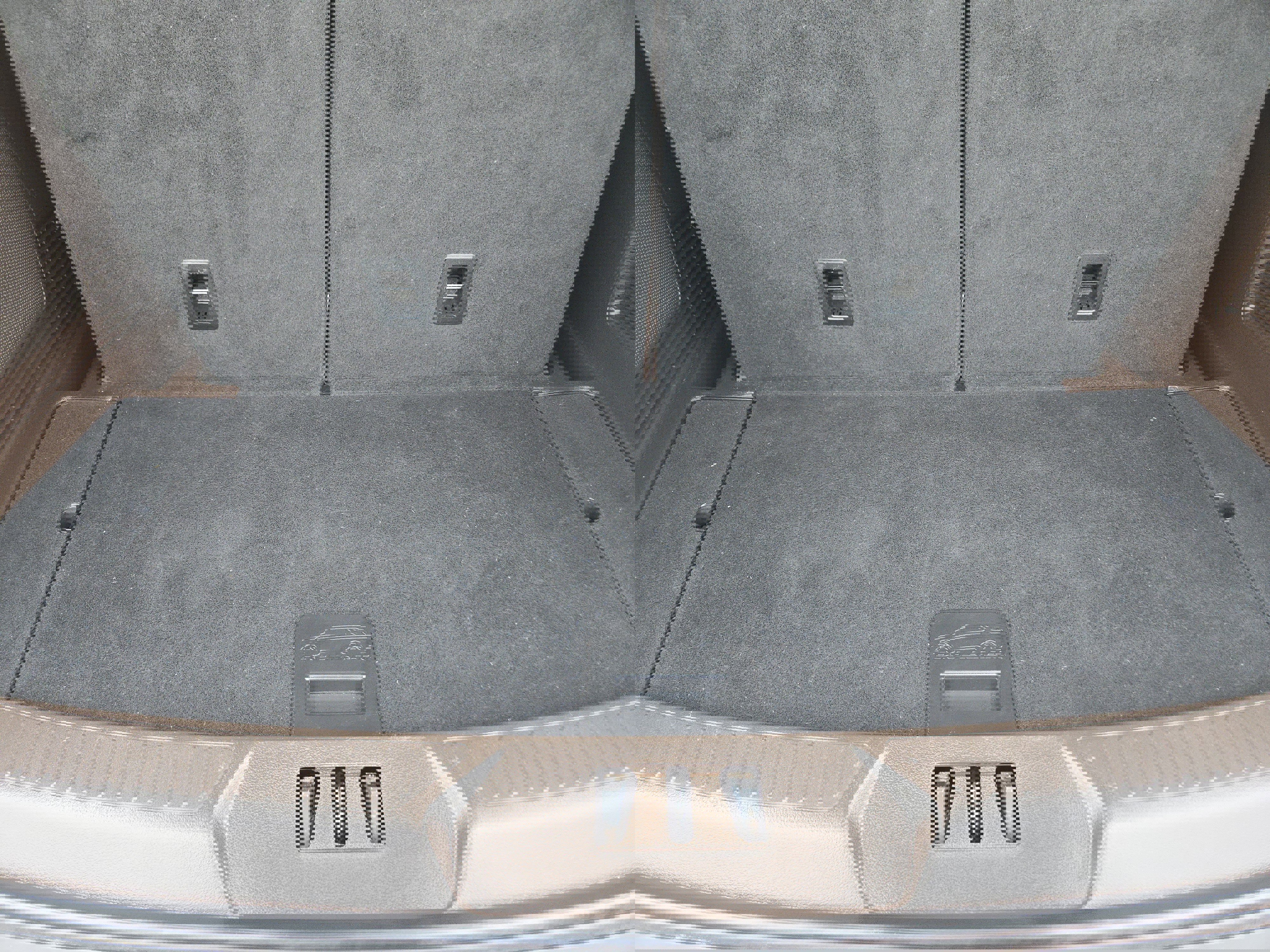 Used 2021 Ford Explorer King Ranch w/ Premium Technology Package image 31