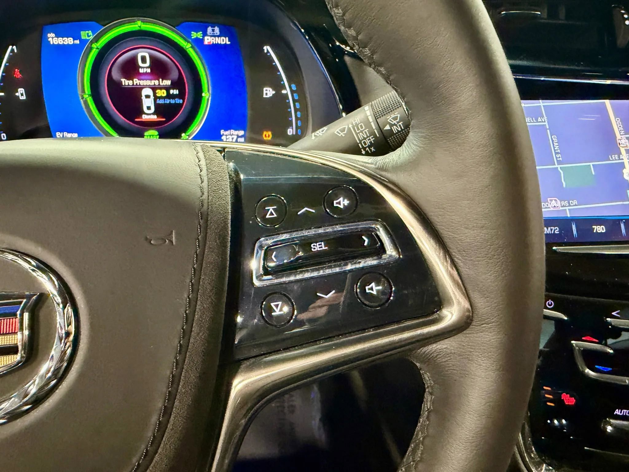 Used 2014 Cadillac ELR w/ Luxury Package image 16