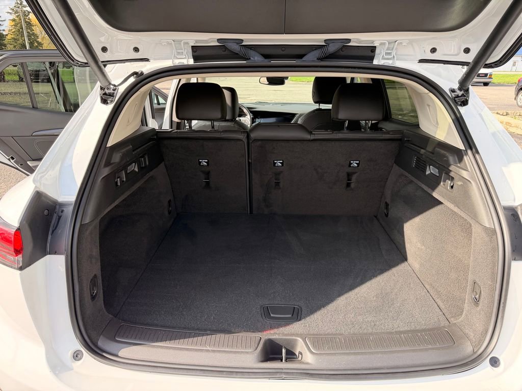 Used 2023 Buick Envision Essence FWD image 26