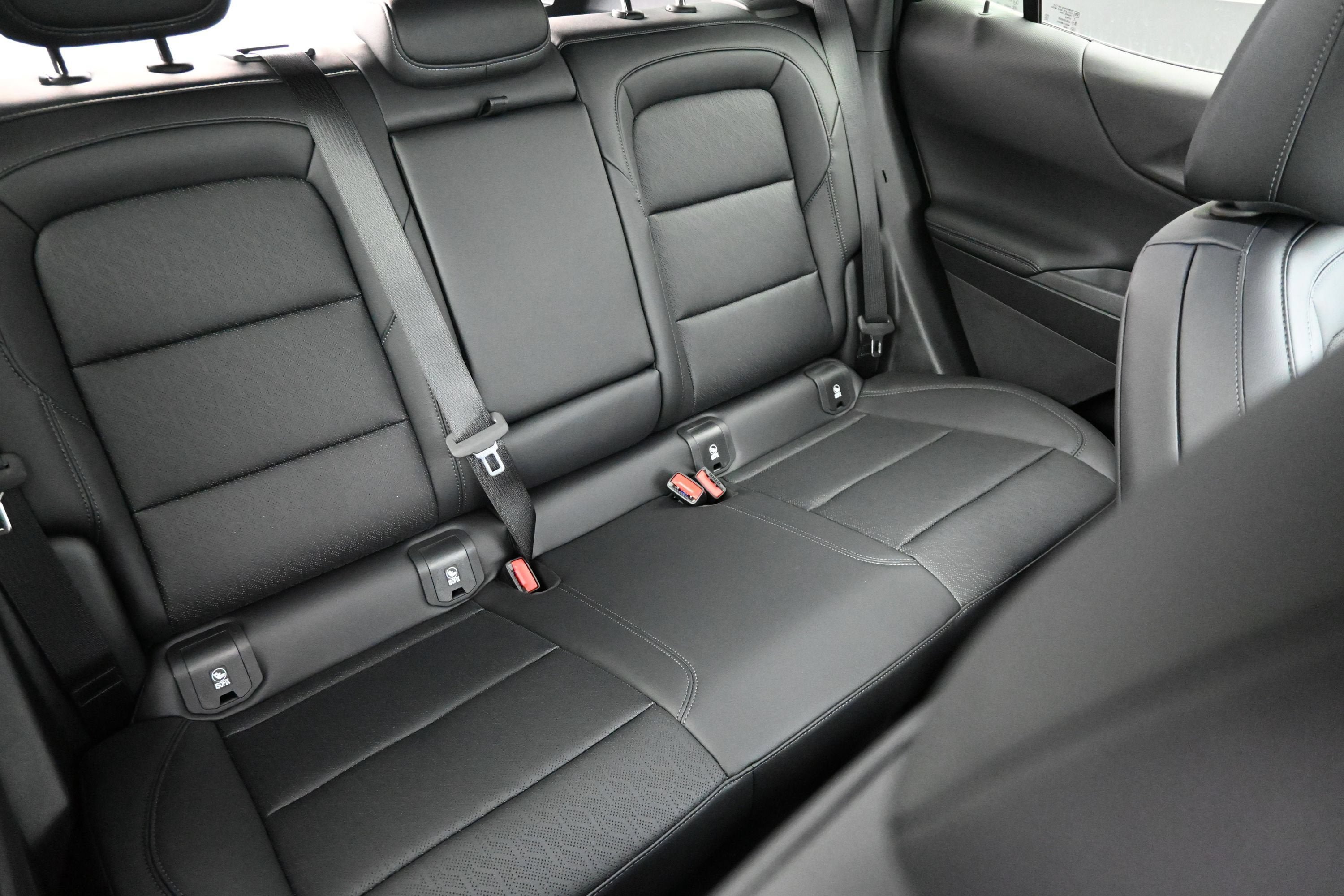 New 2027 Chevrolet Equinox LT w/ Convenience Package II FWD image 32