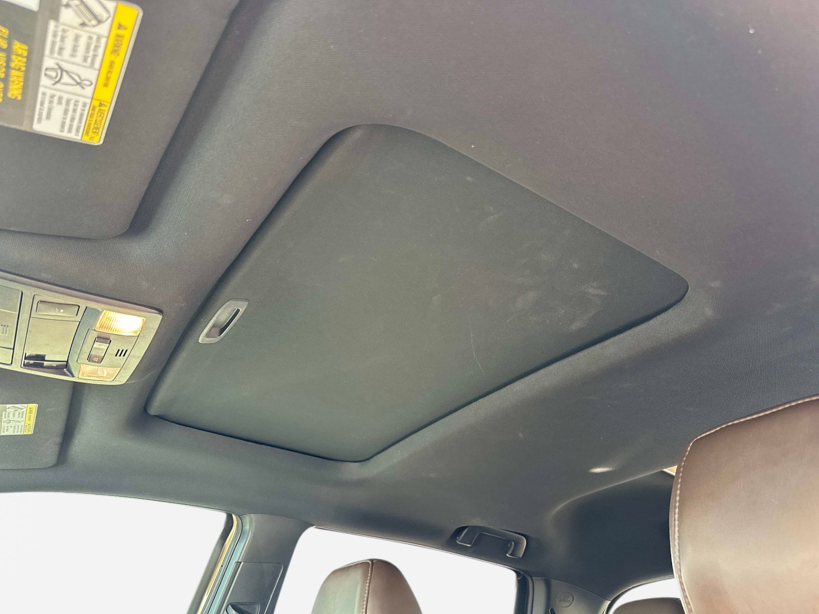 Used 2017 Toyota Tacoma Limited image 29