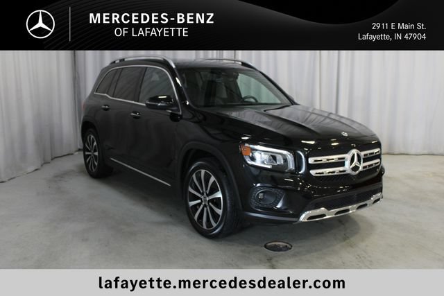 Used 2022 Mercedes-Benz GLB 250 4MATIC w/ Premium Package Lite image 1