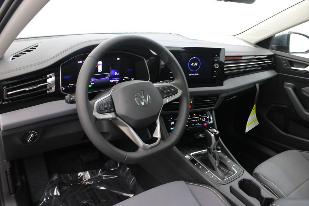New 2026 Volkswagen Jetta SE FWD image 15