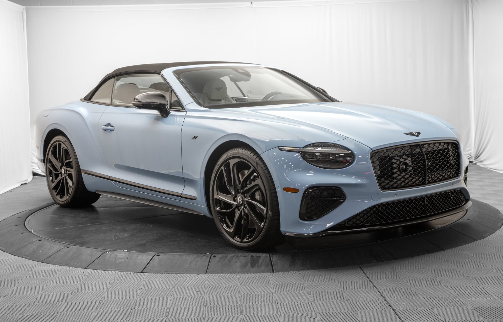 New 2026 Bentley Continental GT AWD/4WD image 9