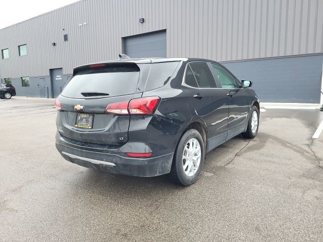 Used 2023 Chevrolet Equinox LT image 3