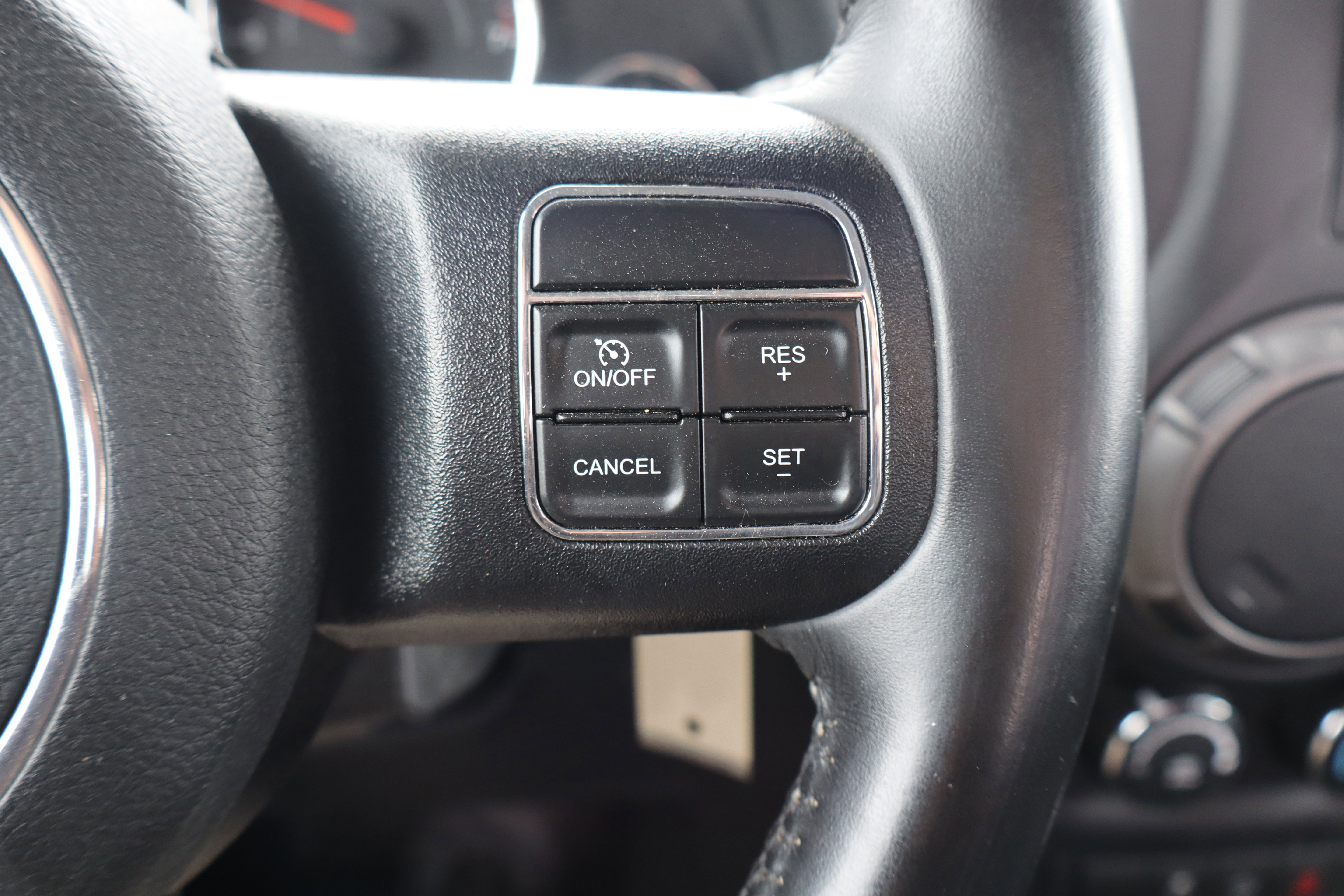 Used 2018 Jeep Wrangler Sport image 17