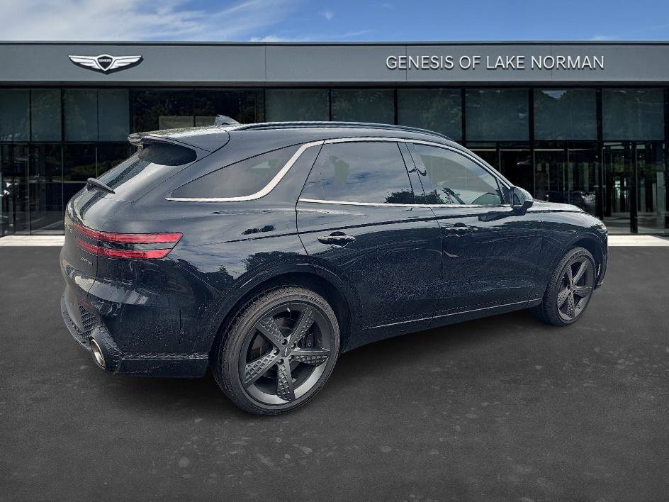 Used 2025 Genesis GV70 3.5T Sport w/ Sport Advanced Package image 4