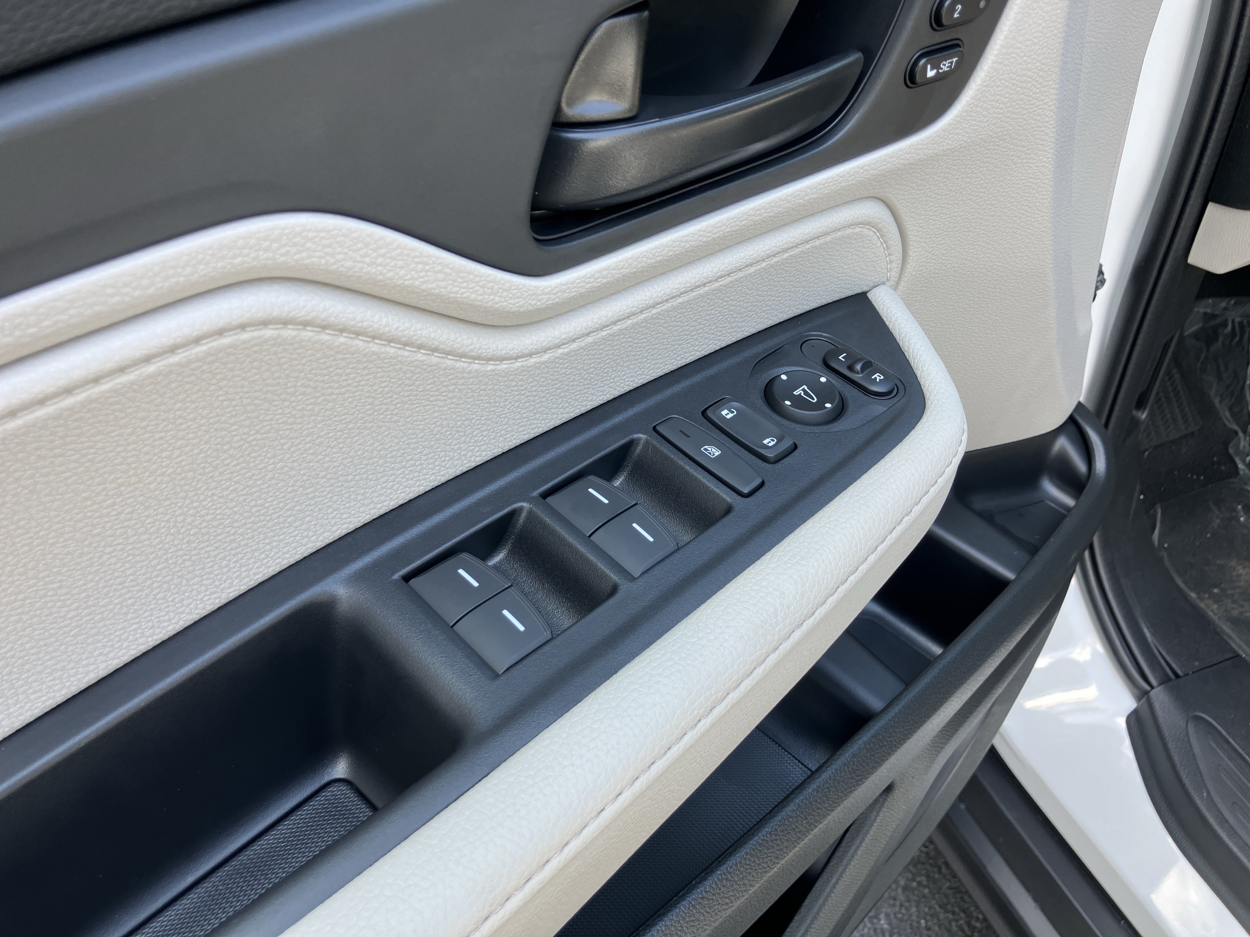 New 2026 Honda Odyssey EX-L image 14