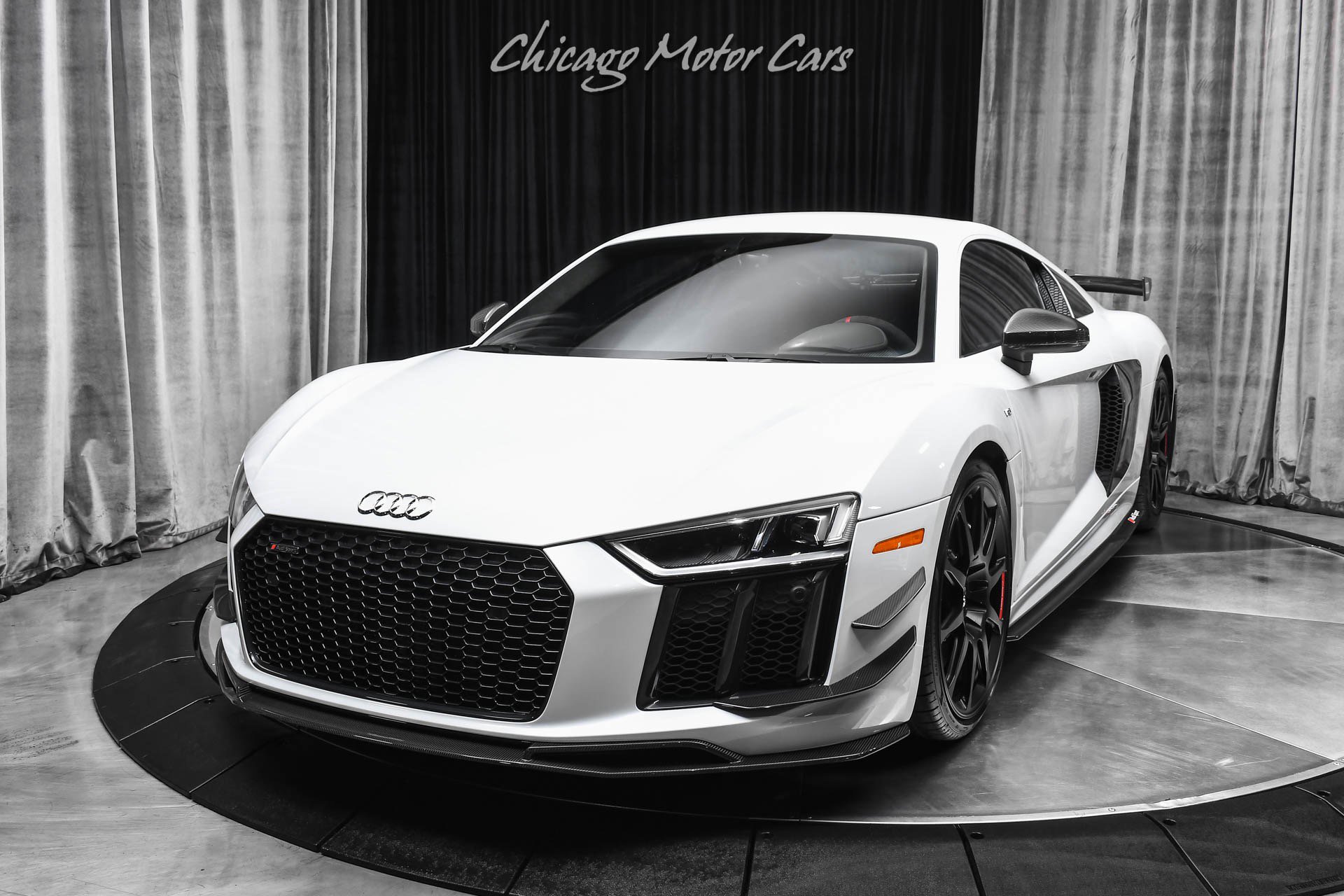 Used 2018 Audi R8 V10 plus image 2