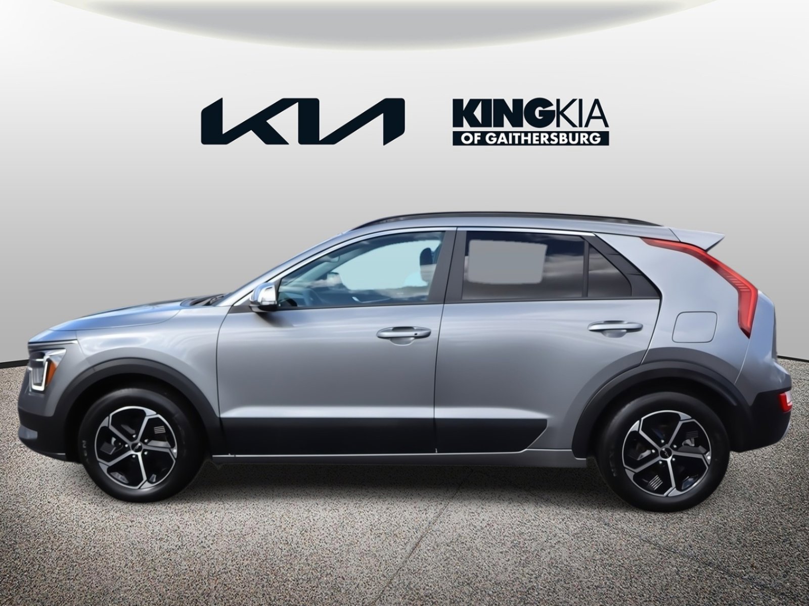Certified 2025 Kia Niro EX image 7