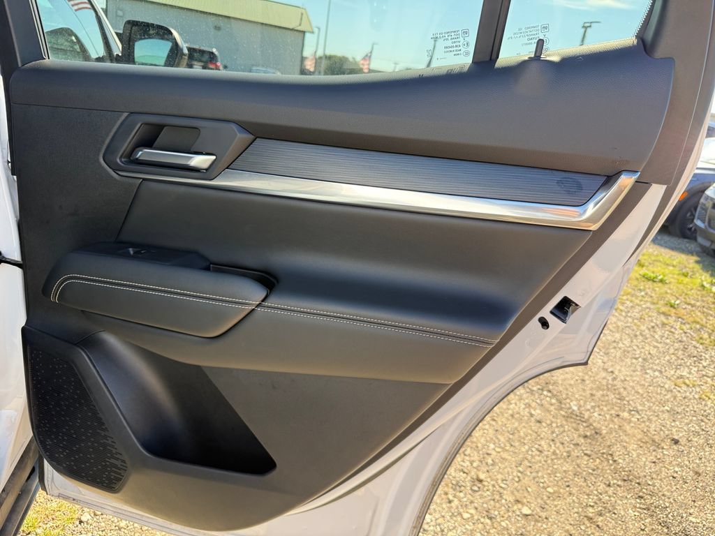 Used 2025 GMC Terrain Elevation AWD/4WD image 39