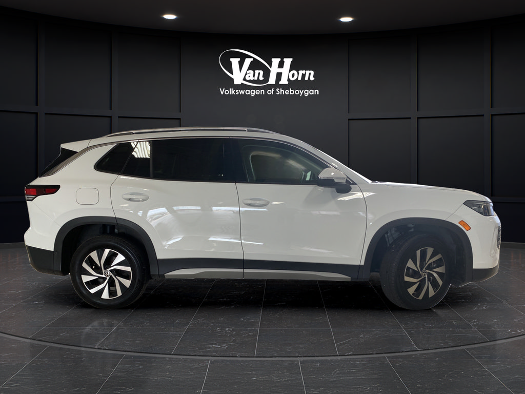 Used 2025 Volkswagen Tiguan S AWD/4WD image 8