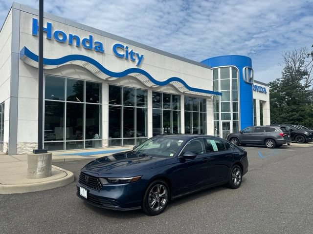 Used 2023 Honda Accord EX video 2