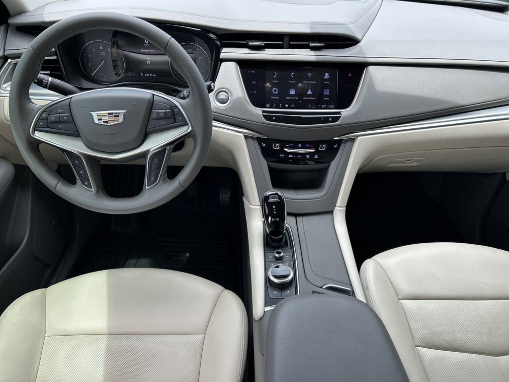 Used 2022 Cadillac XT5 Premium Luxury w/ Technology Package image 13