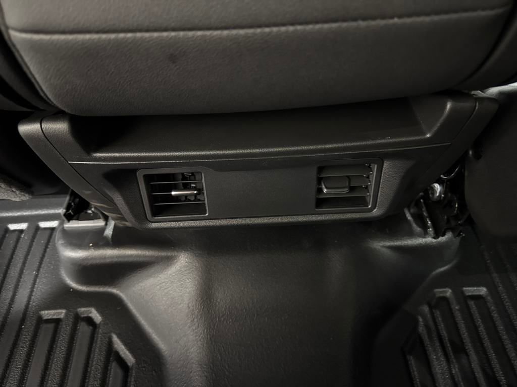 Used 2025 Chevrolet Silverado 1500 W/T w/ WT Value Package image 18