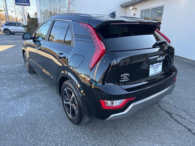 Used 2024 Kia Niro SX image 5