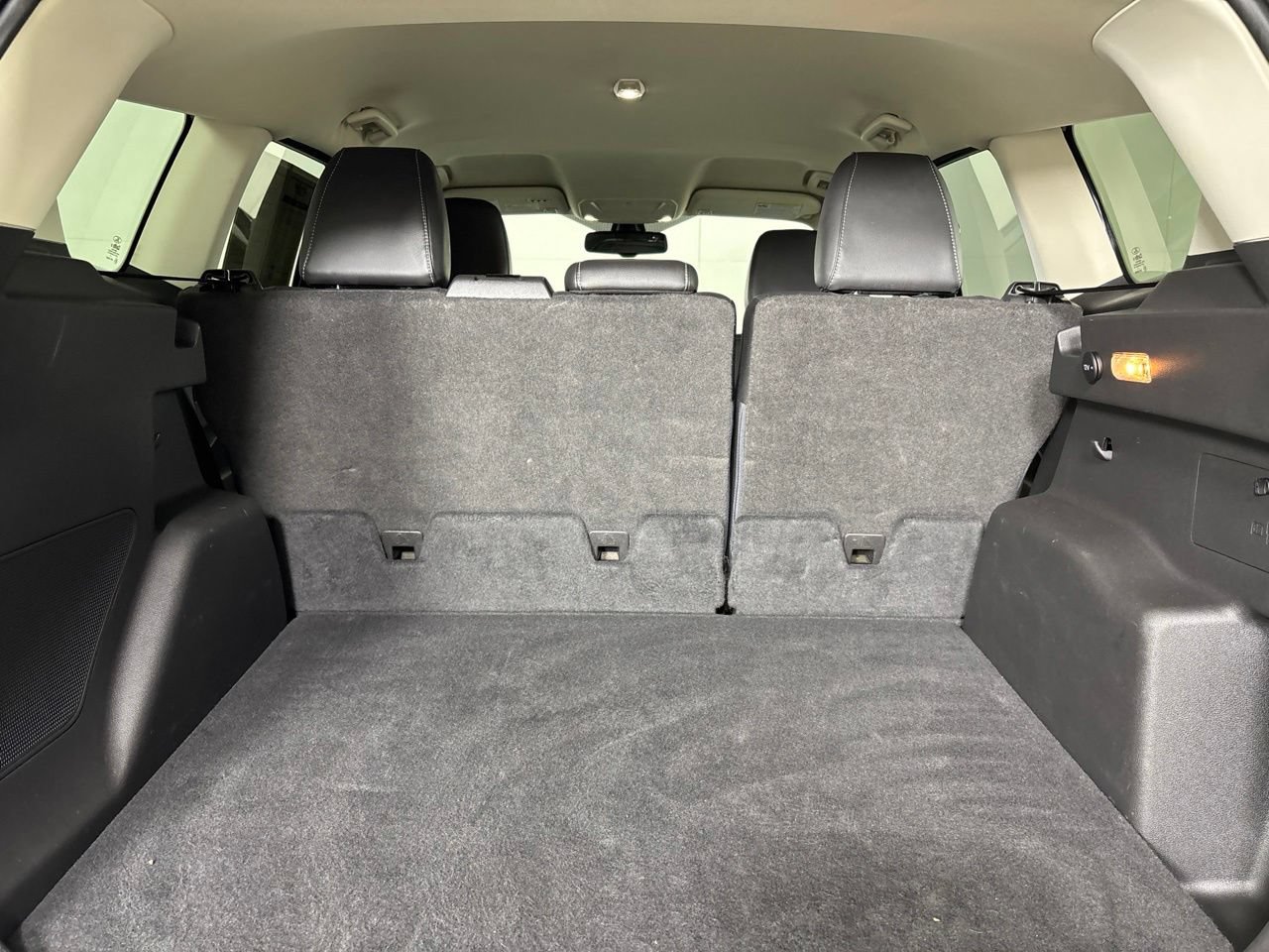 Used 2019 Ford Escape Titanium FWD image 26