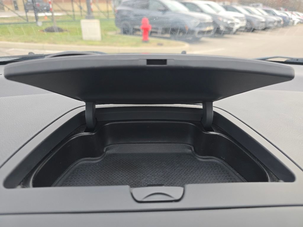 Used 2010 Hyundai Elantra GLS image 31