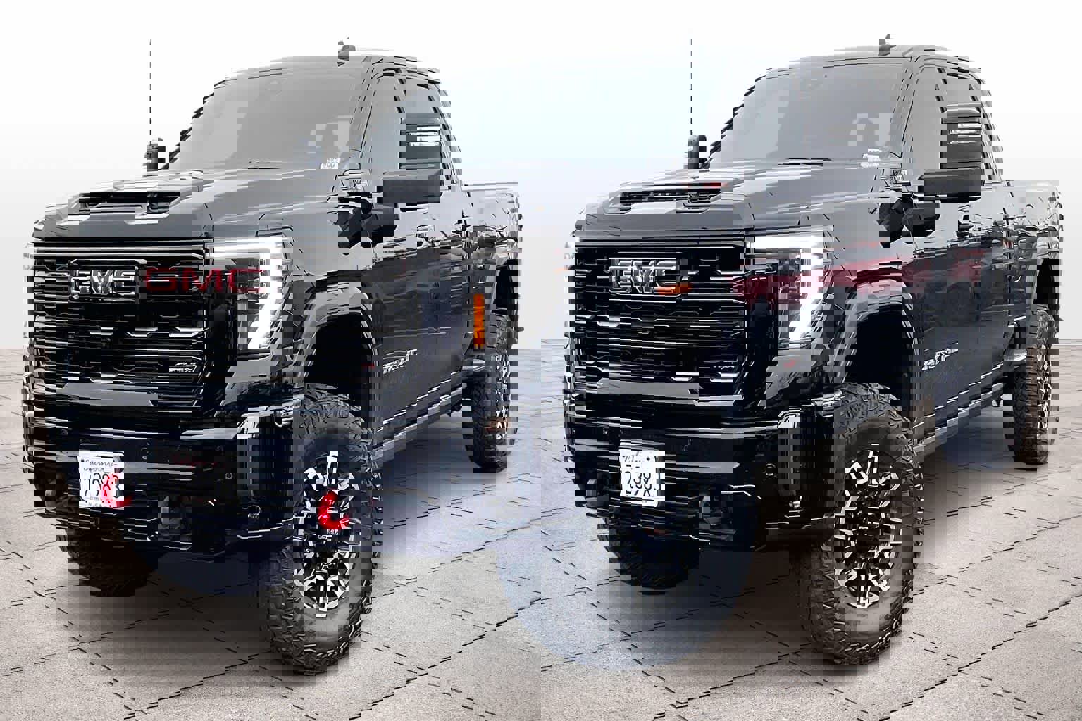 Used 2024 GMC Sierra 2500 AT4X image 1