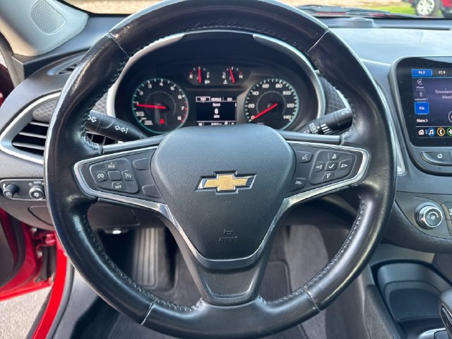 Used 2022 Chevrolet Malibu RS FWD image 14