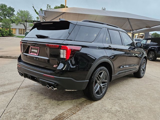 New 2026 Ford Explorer ST AWD/4WD image 2