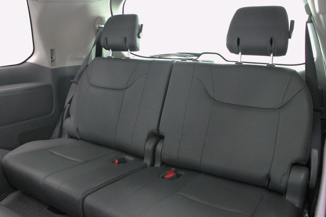 Used 2009 Lexus LX 570 4WD image 44