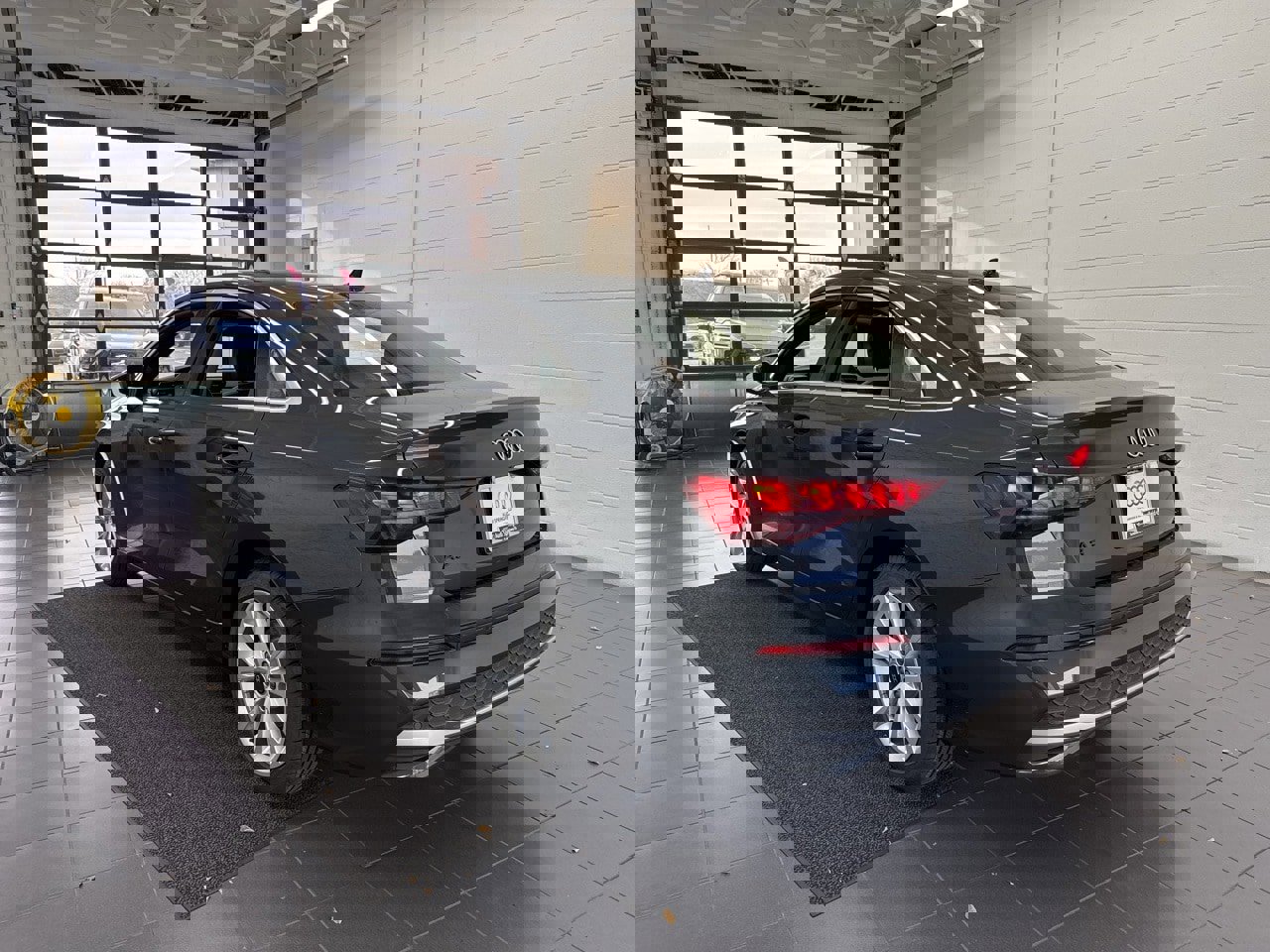 New 2025 Audi A3 2.0T Premium image 3