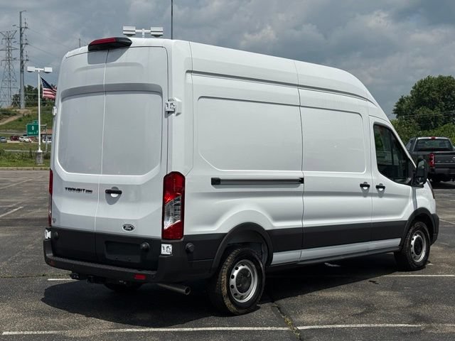 New 2026 Ford Transit 250 148 High Roof RWD image 29