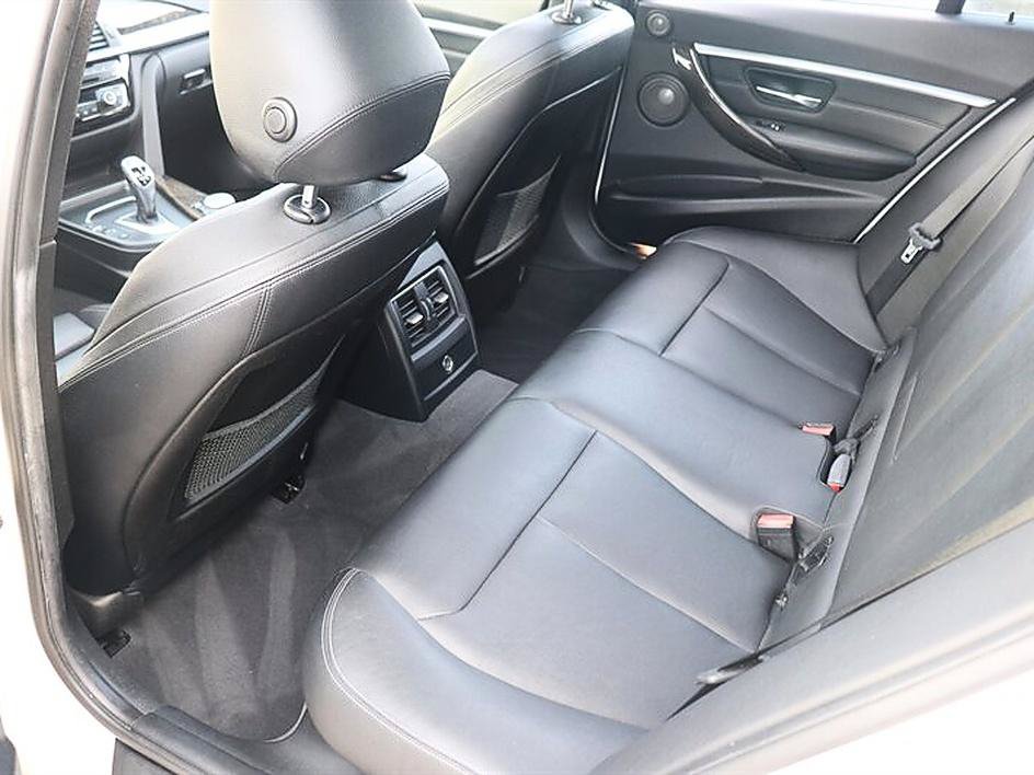 Used 2016 BMW 340i Sedan RWD image 19