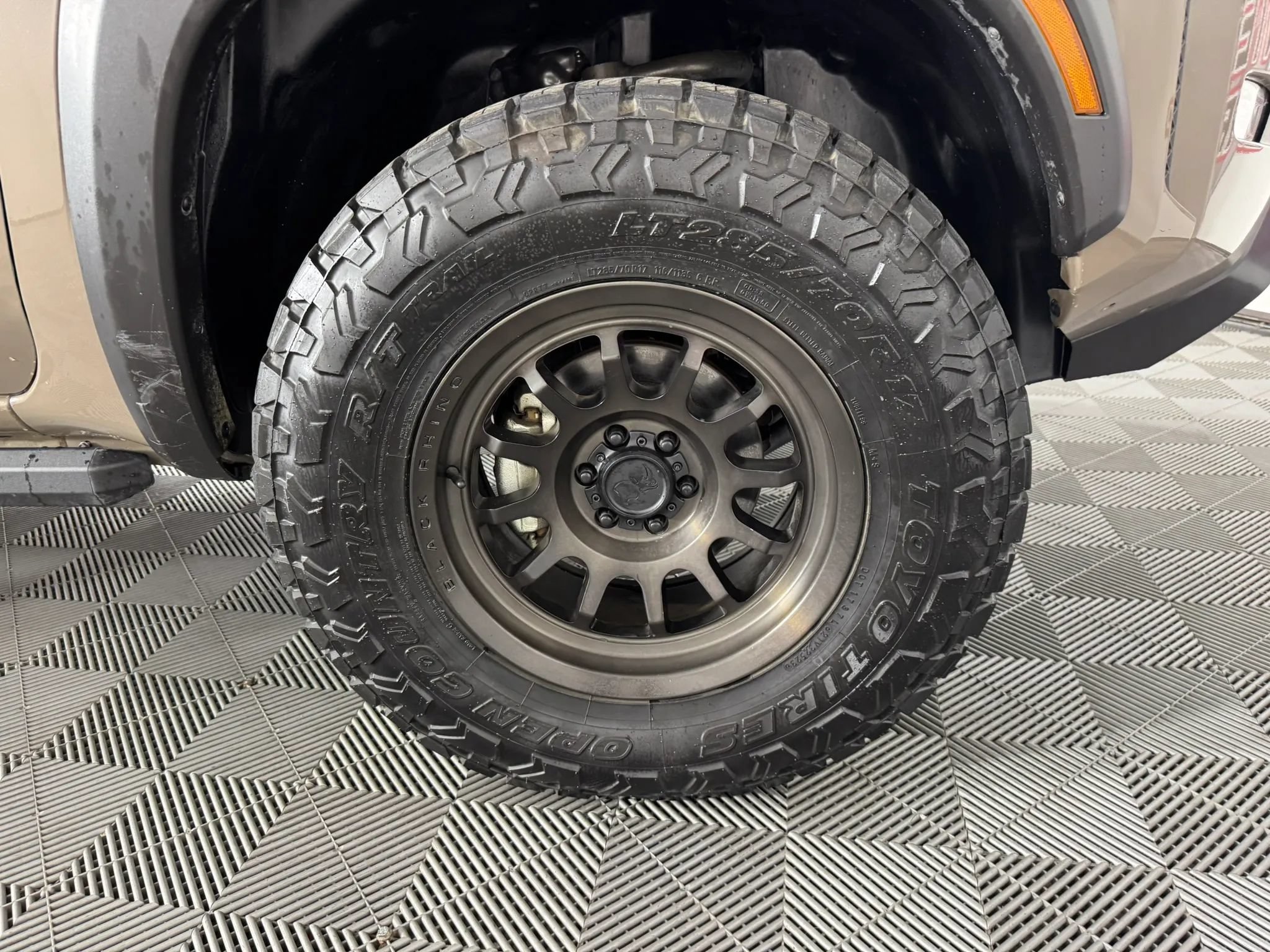Used 2023 Nissan Frontier PRO-4X w/ Pro-4X Premium Package AWD/4WD image 49