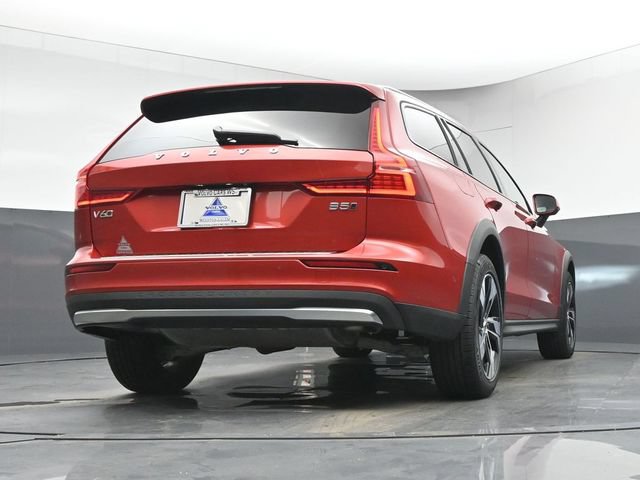 Used 2024 Volvo V60 B5 Cross Country Plus w/ Climate Package AWD/4WD image 41