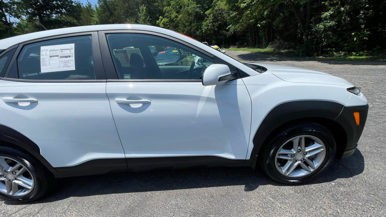 Used 2020 Hyundai Kona SE AWD/4WD image 11